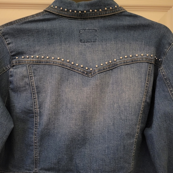 Vintage Roper XL Denim Shorty Jacket with Silver Stud Work on Front/Back/Cuffs - Picture 4 of 14